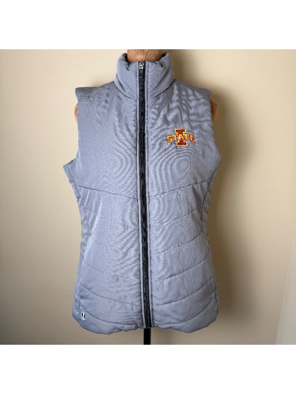 Holloway Quilted Iowa State Cyclones Vest Women Medium Gray Embroidered Ames ISU